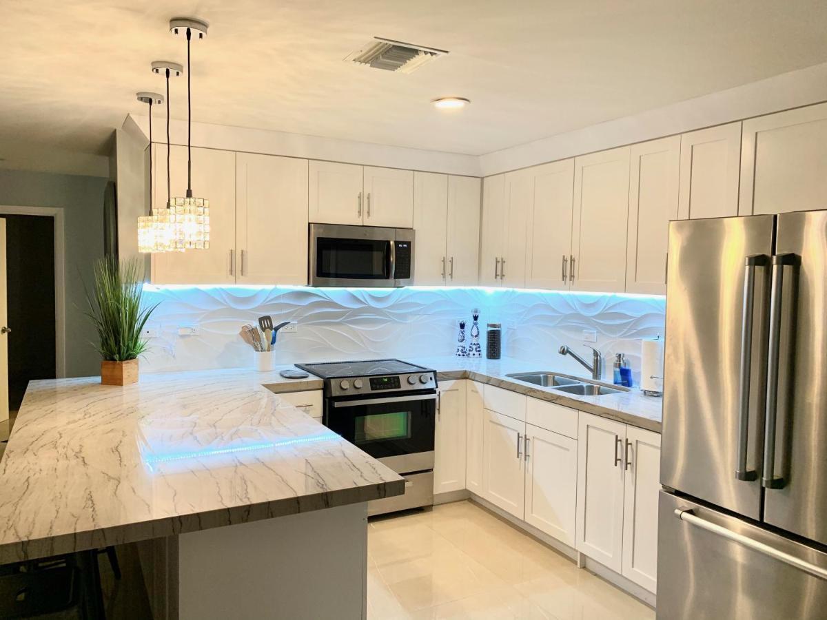 Beachfront Condo W Pools Steps To Beach & Mins To Dt Rosarito Eksteriør bilde